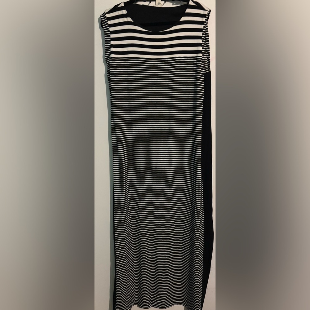 Chico's Womens Sz 3 (XL) Black White Striped Stretch Maxi Dress Black Sides